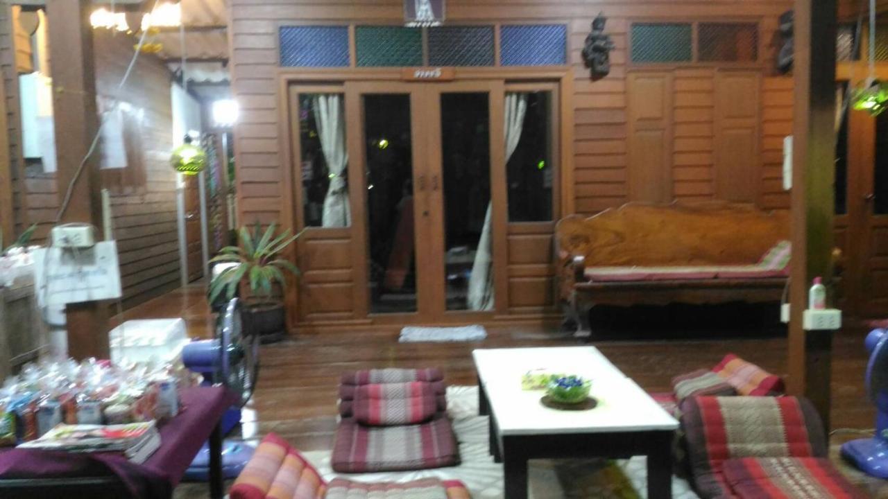 Hotel Baan Ing Suan Amphawa Exterior foto