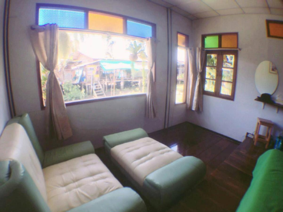 Hotel Baan Ing Suan Amphawa Exterior foto