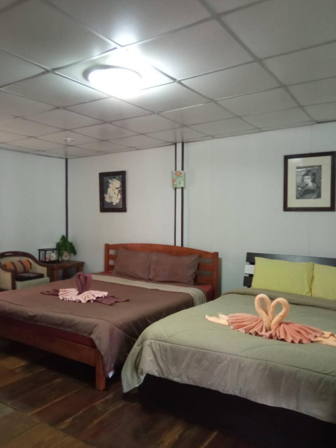 Hotel Baan Ing Suan Amphawa Zimmer foto